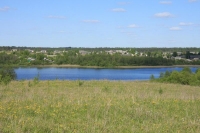 Участок 40 Га у озера с фермой в Новгородской области